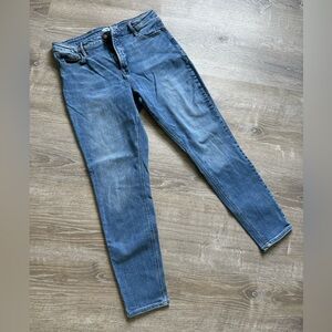 Medium Wash Skinny Jeans